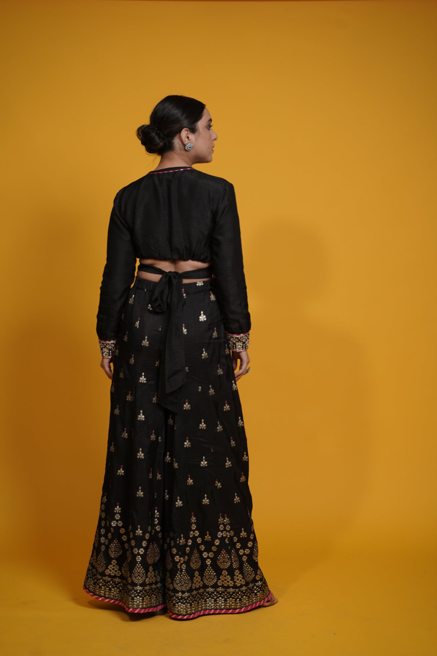 Charisma set (Meenakari pants with apple cut shirt)