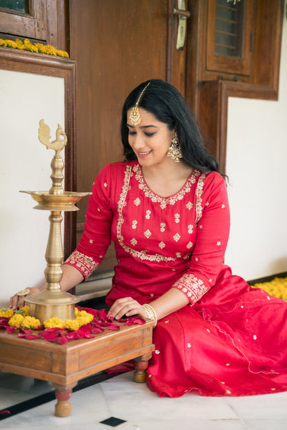 Zareen kurta set - red