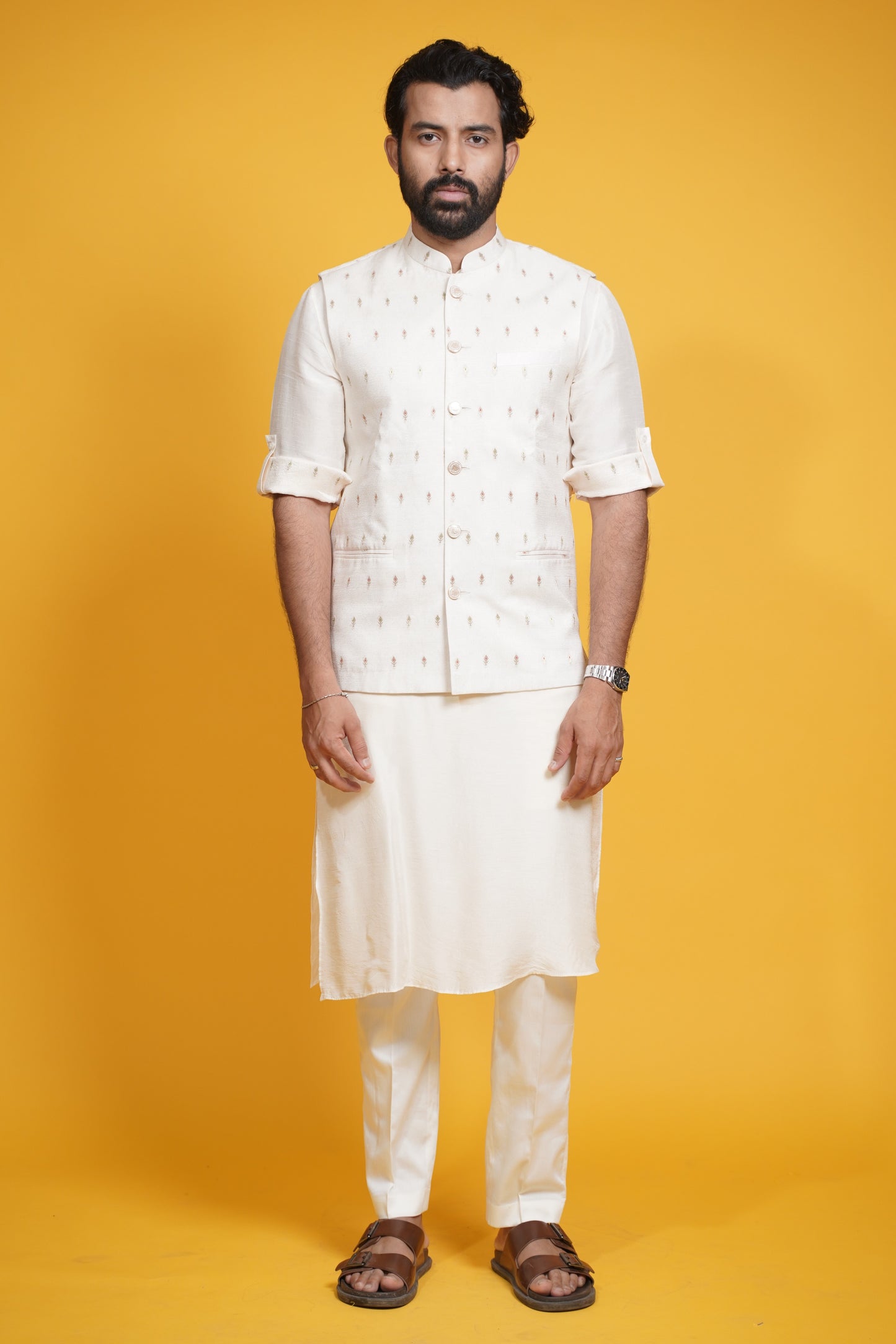 Mizan Kurta waistcoat and trousers