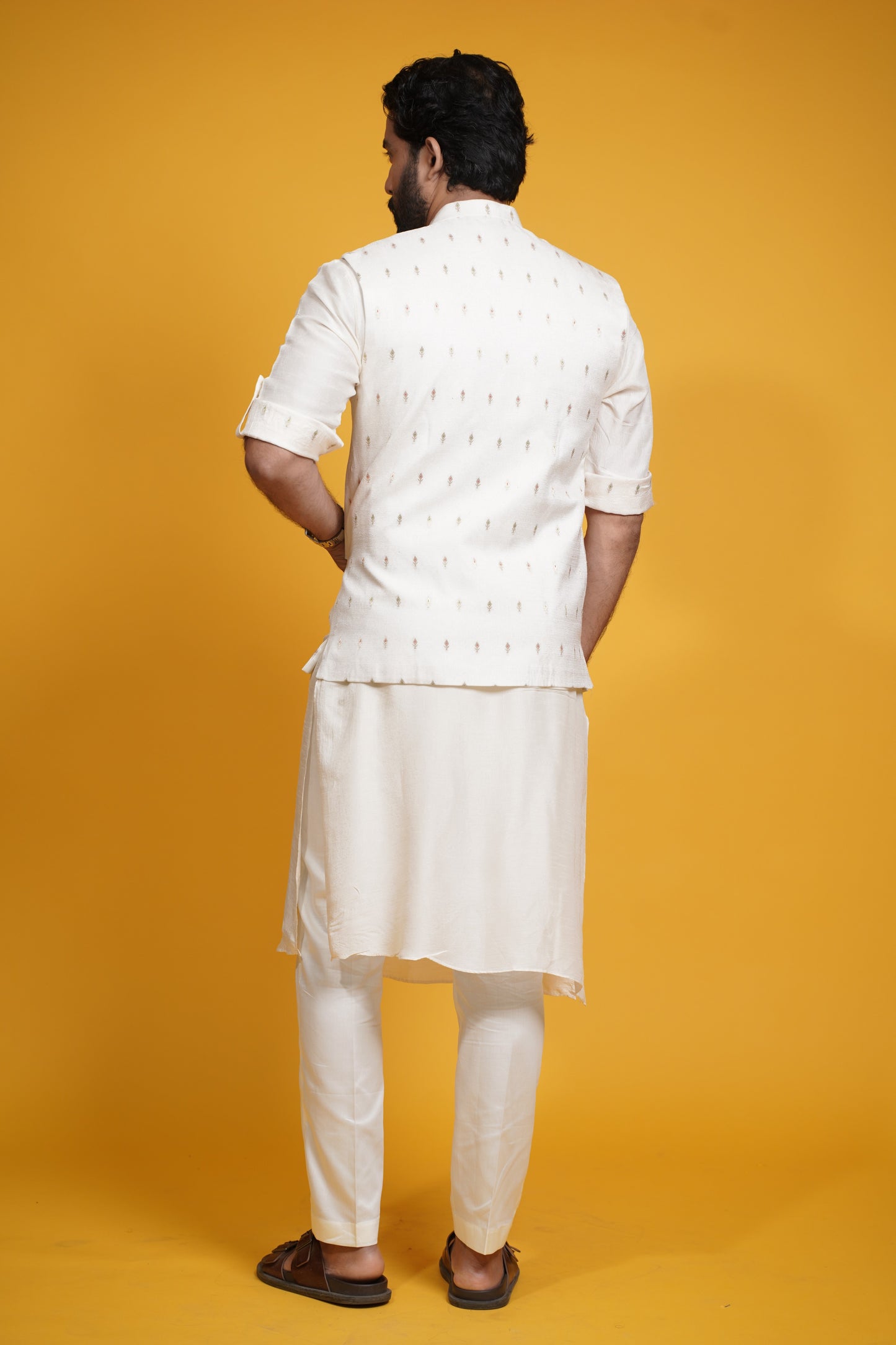 Mizan Kurta waistcoat and trousers