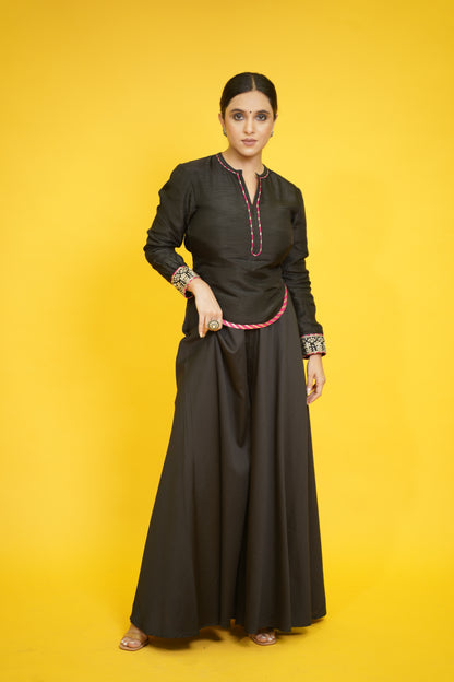 Charisma set (Plain Flaired pants with apple cut shirt)