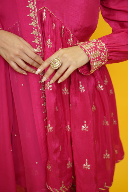 Dilruba peplum sarara set