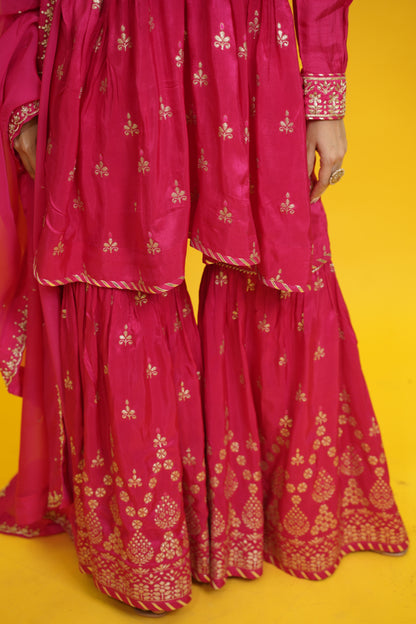 Dilruba peplum sarara set